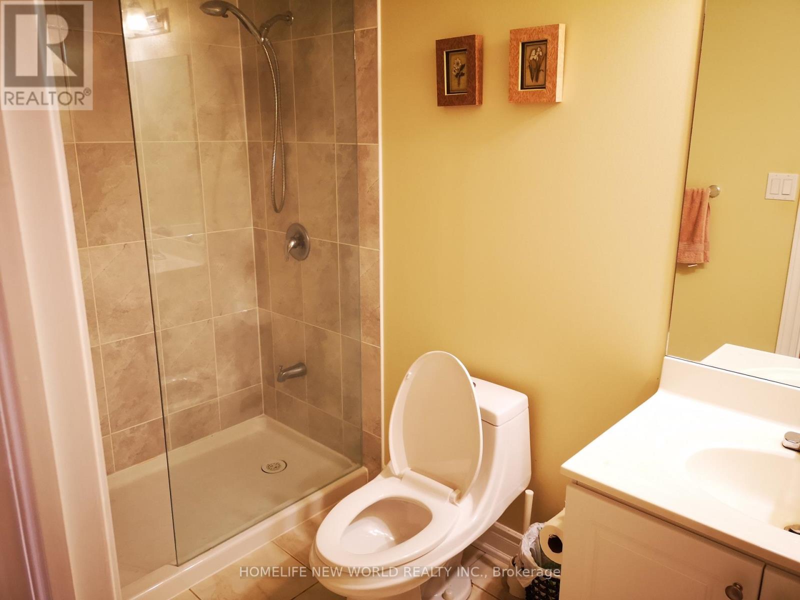 Photo 17 of 4471 Weeping Willow Drive, Mississauga ON