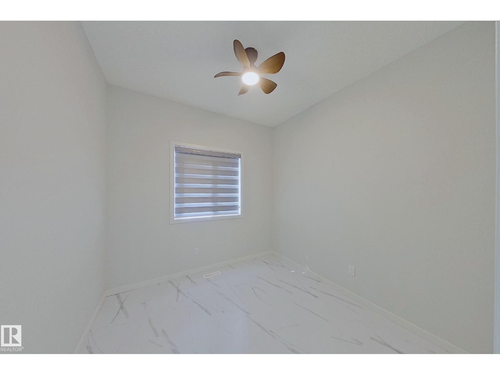 Photo 6 of 7118 46 A St, Beaumont AB