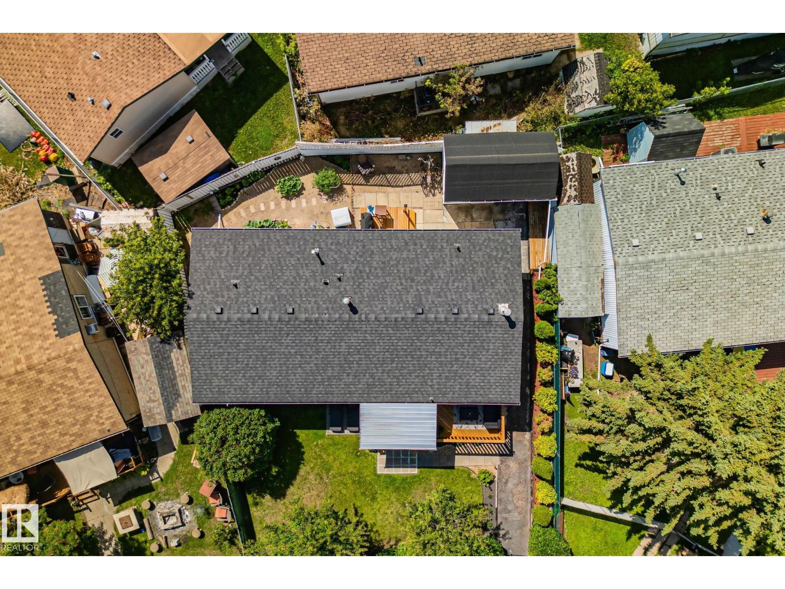 Photo 11 of 688 Evergreen Pa Nw Nw, Edmonton AB