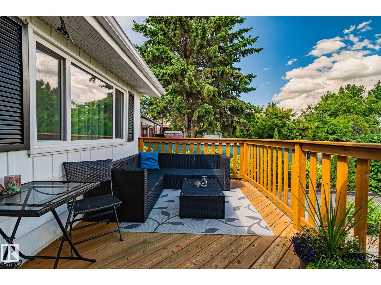Photo 26 of 688 Evergreen Pa Nw Nw, Edmonton AB