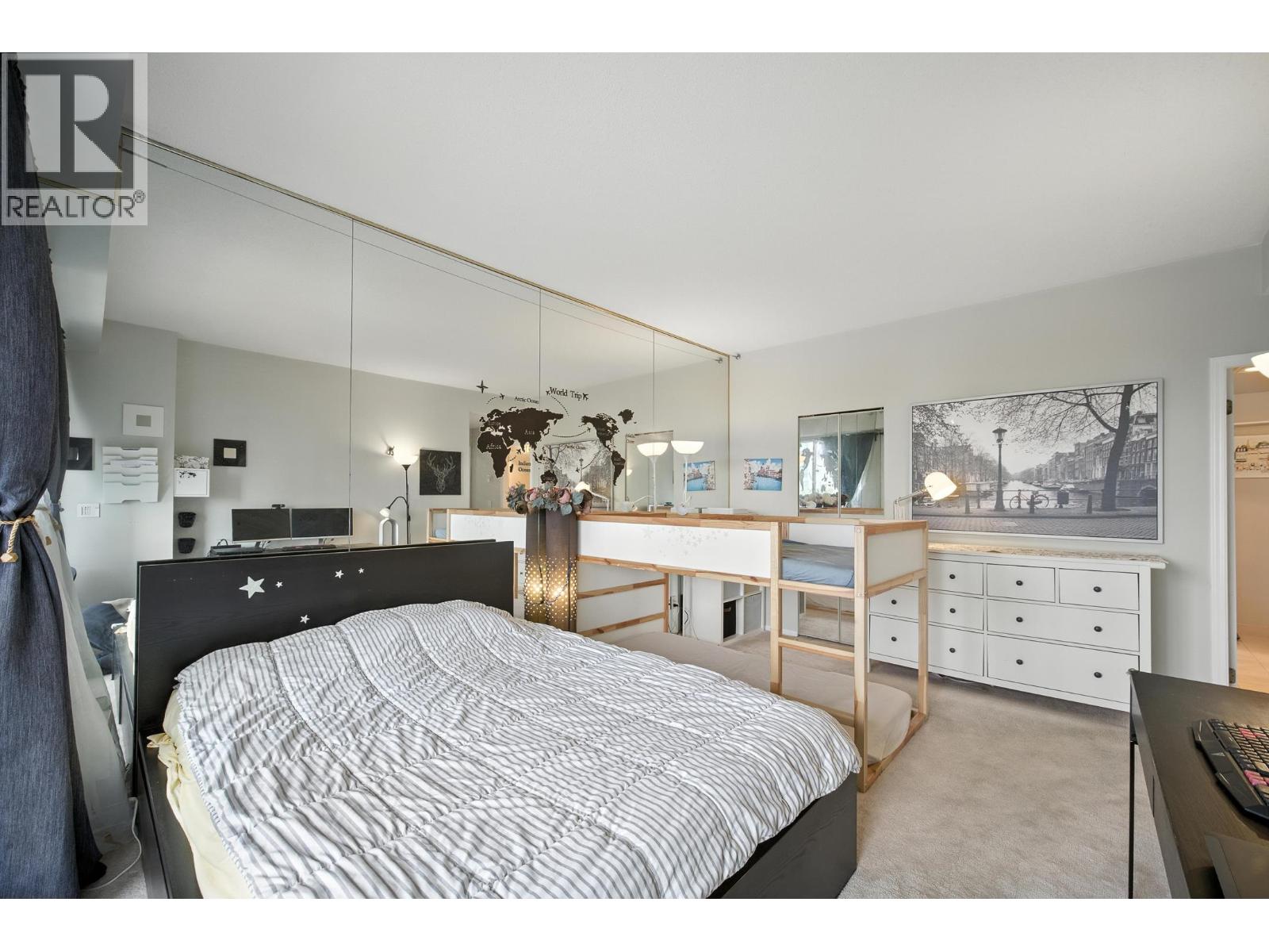 Photo 18 of 400 5967 Wilson Avenue, Burnaby BC