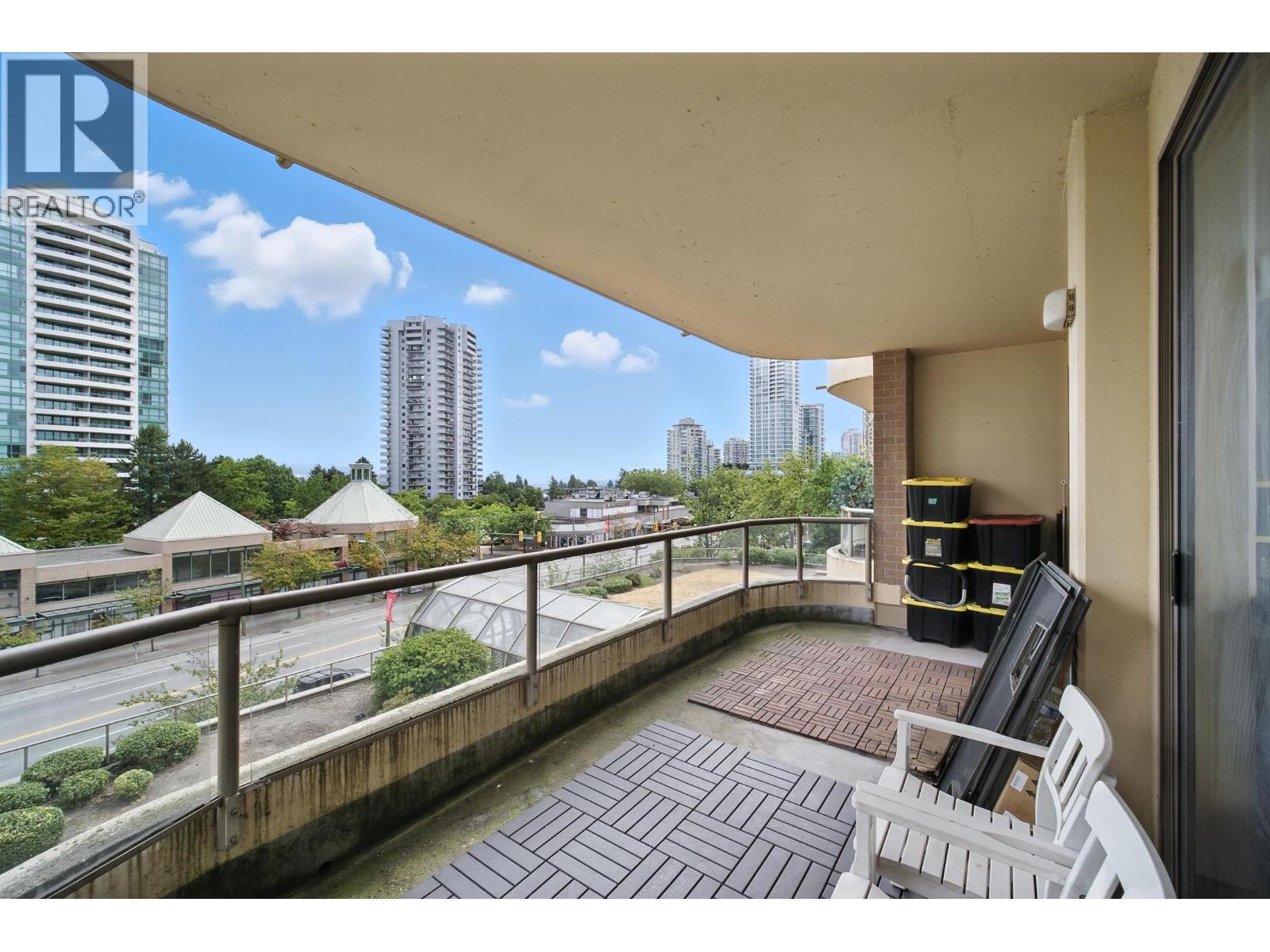 Photo 20 of 400 5967 Wilson Avenue, Burnaby BC