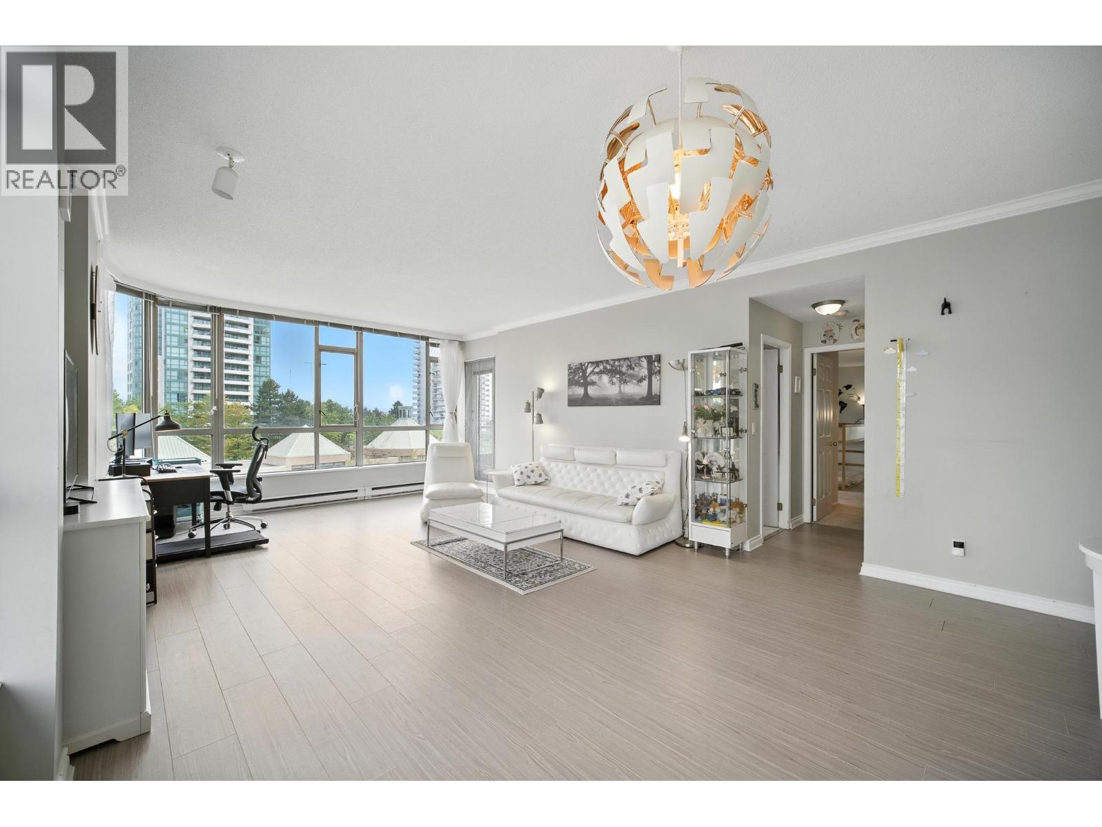 Photo 24 of 400 5967 Wilson Avenue, Burnaby BC