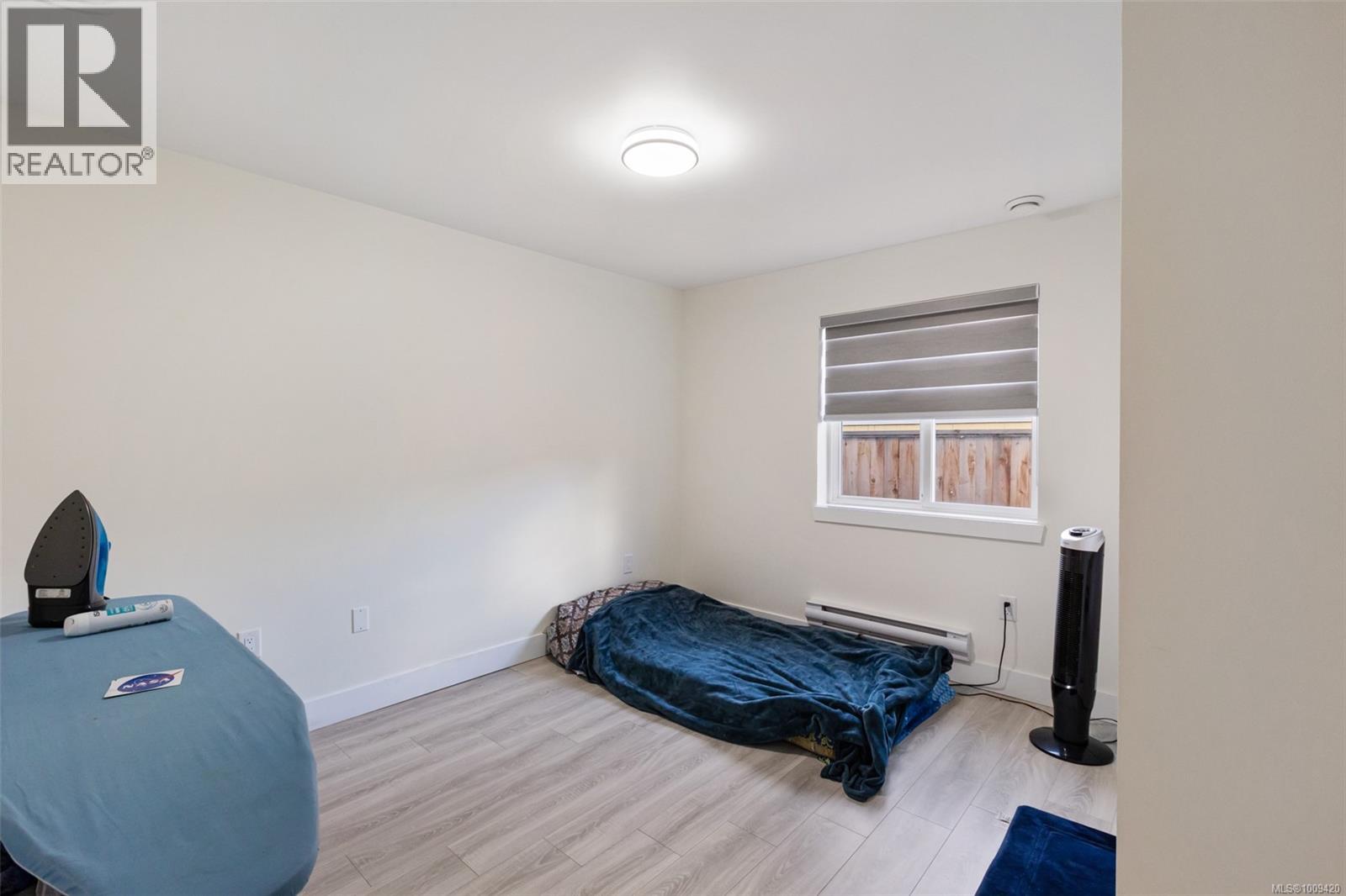 Photo 21 of 3174 Harriet Rd, Saanich BC