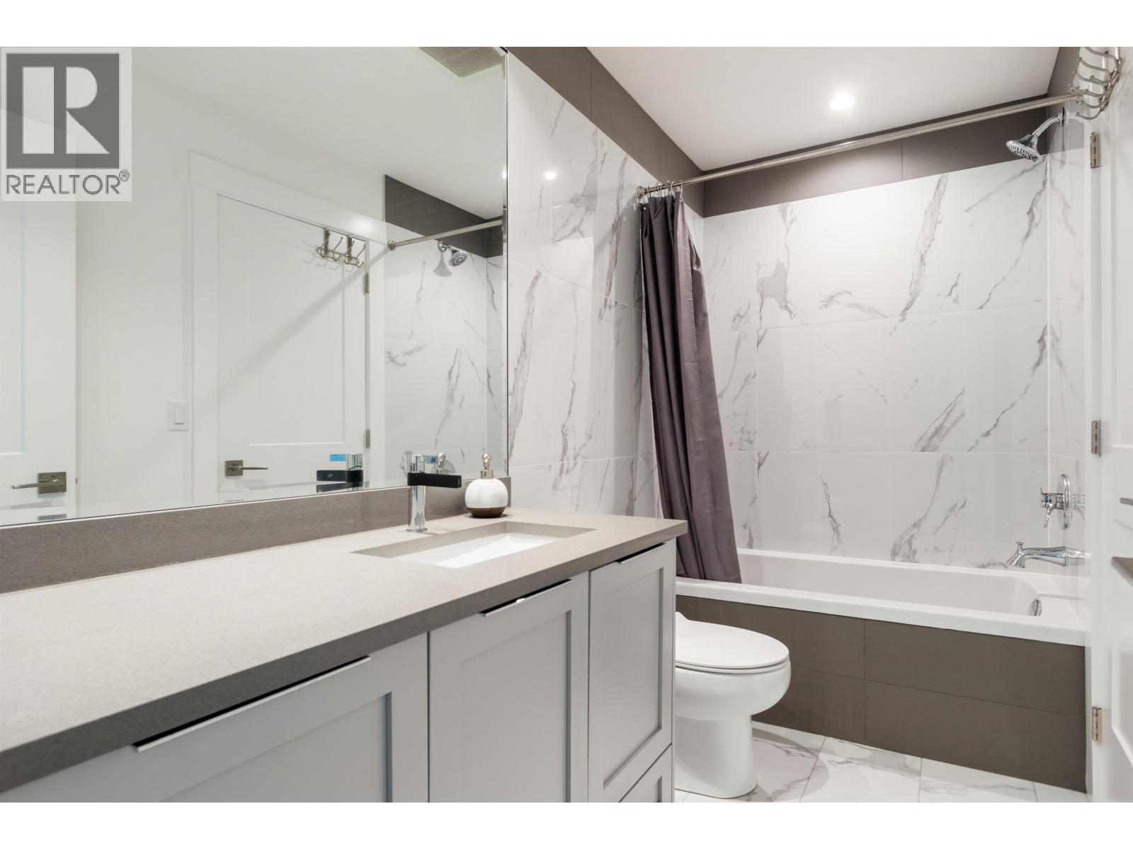 Photo 33 of 7 3535 Princeton Avenue, Coquitlam BC