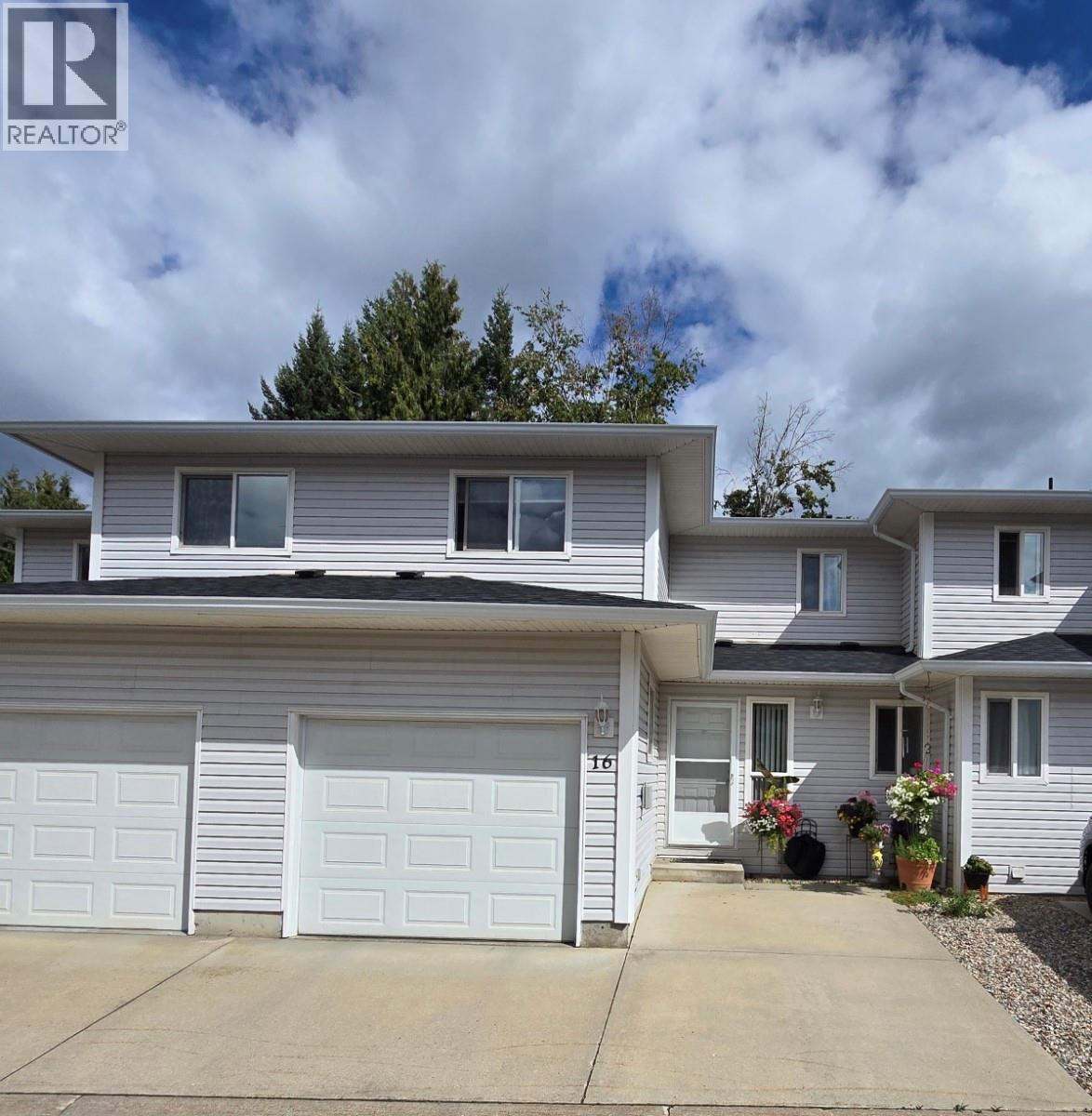 16 2951 11 Avenue Northeast, Salmon Arm