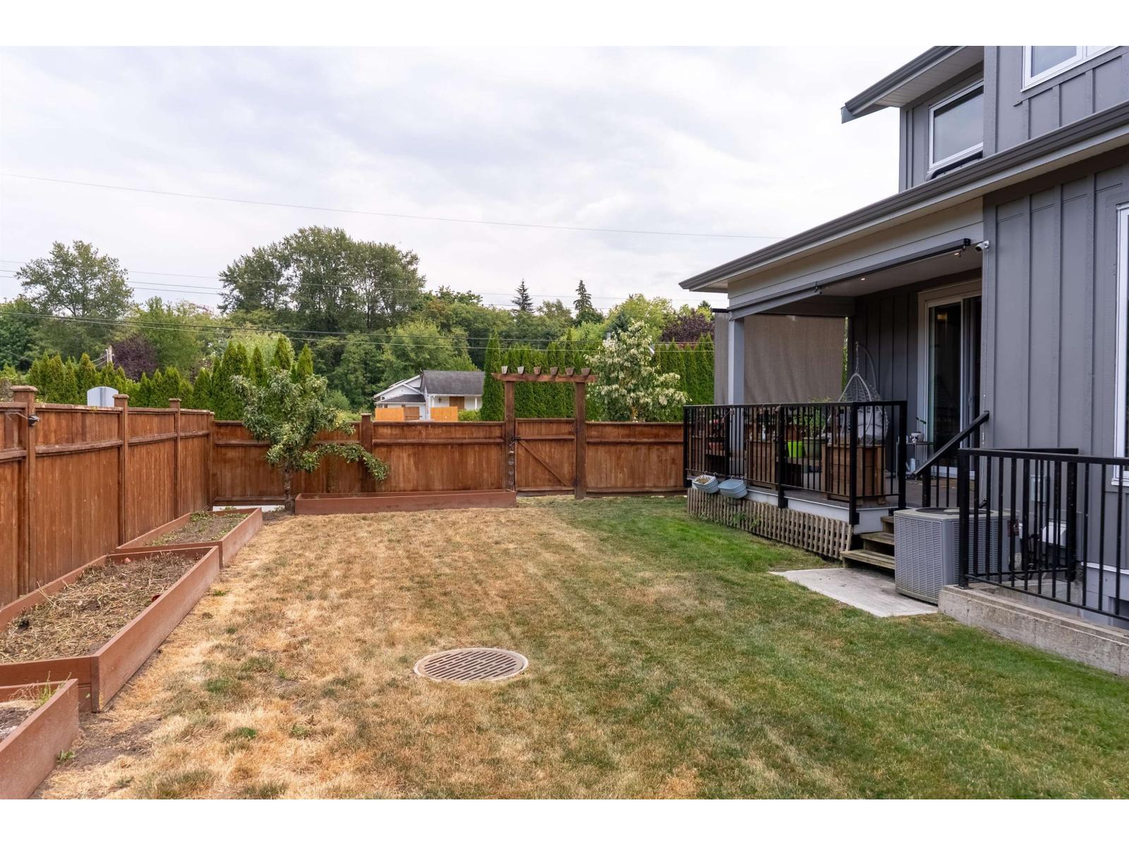 Photo 28 of 19689 78 B Avenue, Langley BC