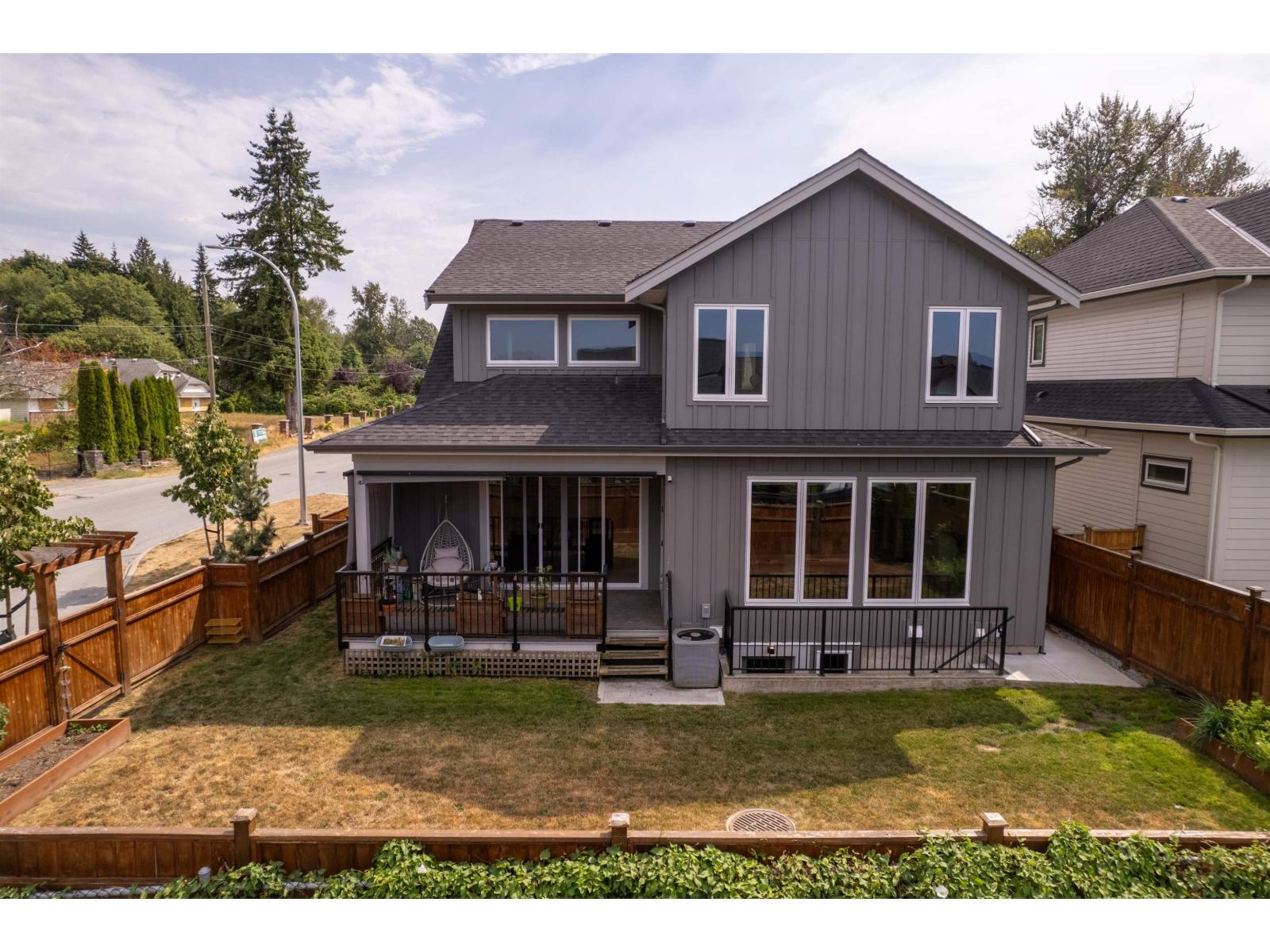 Photo 29 of 19689 78 B Avenue, Langley BC