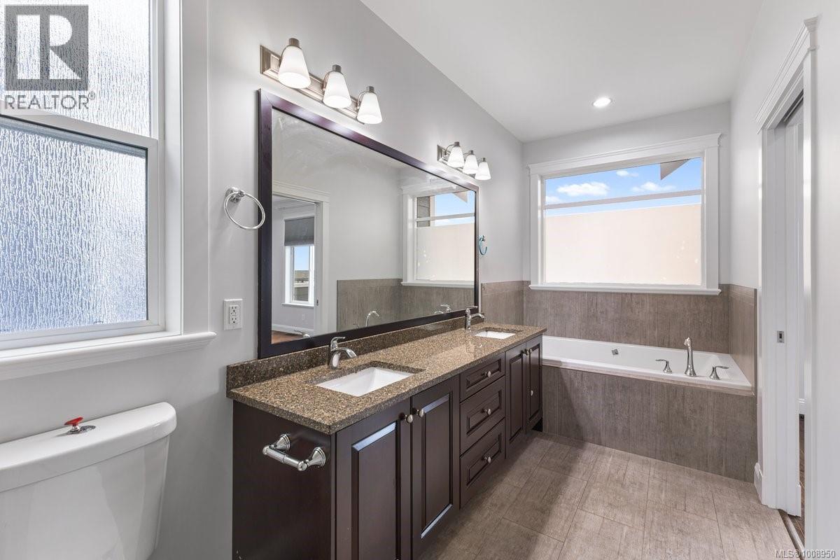 Photo 20 of 4615 Sheridan Ridge Rd, Nanaimo BC
