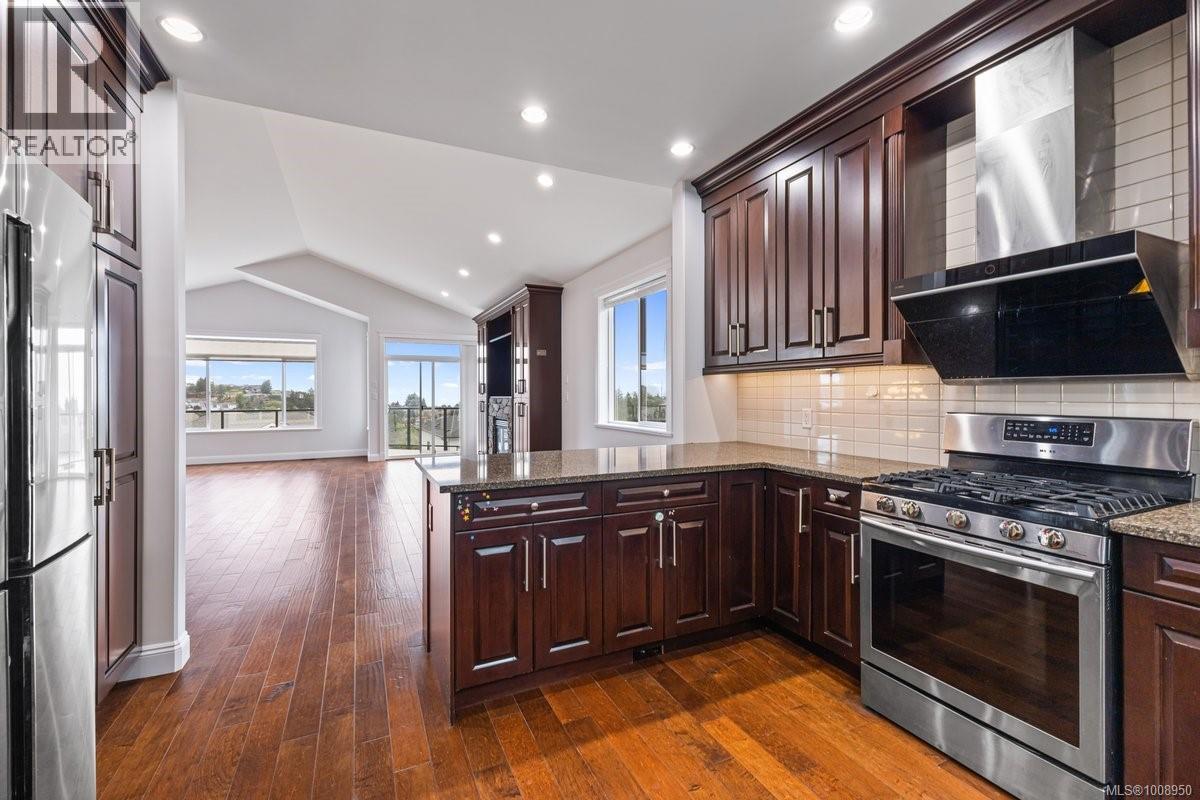 Photo 13 of 4615 Sheridan Ridge Rd, Nanaimo BC