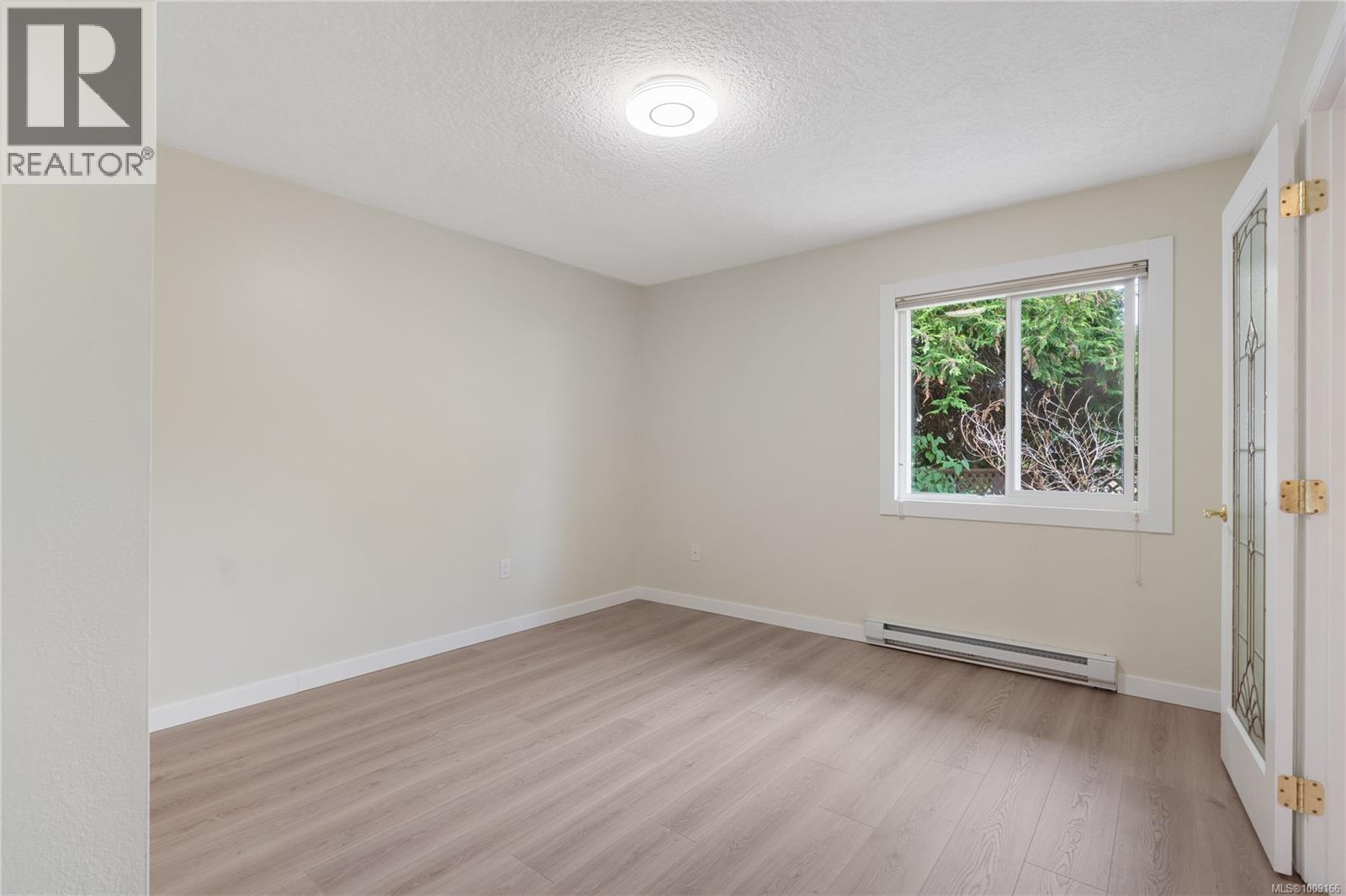 Photo 26 of 3 974 Dunford Ave, Langford BC