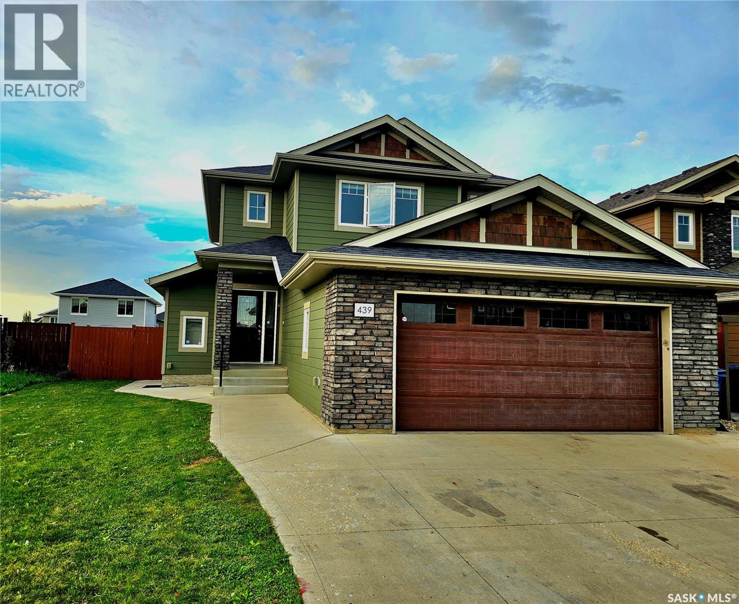 Photo 1 of 439 Pichler Crescent, Saskatoon SK