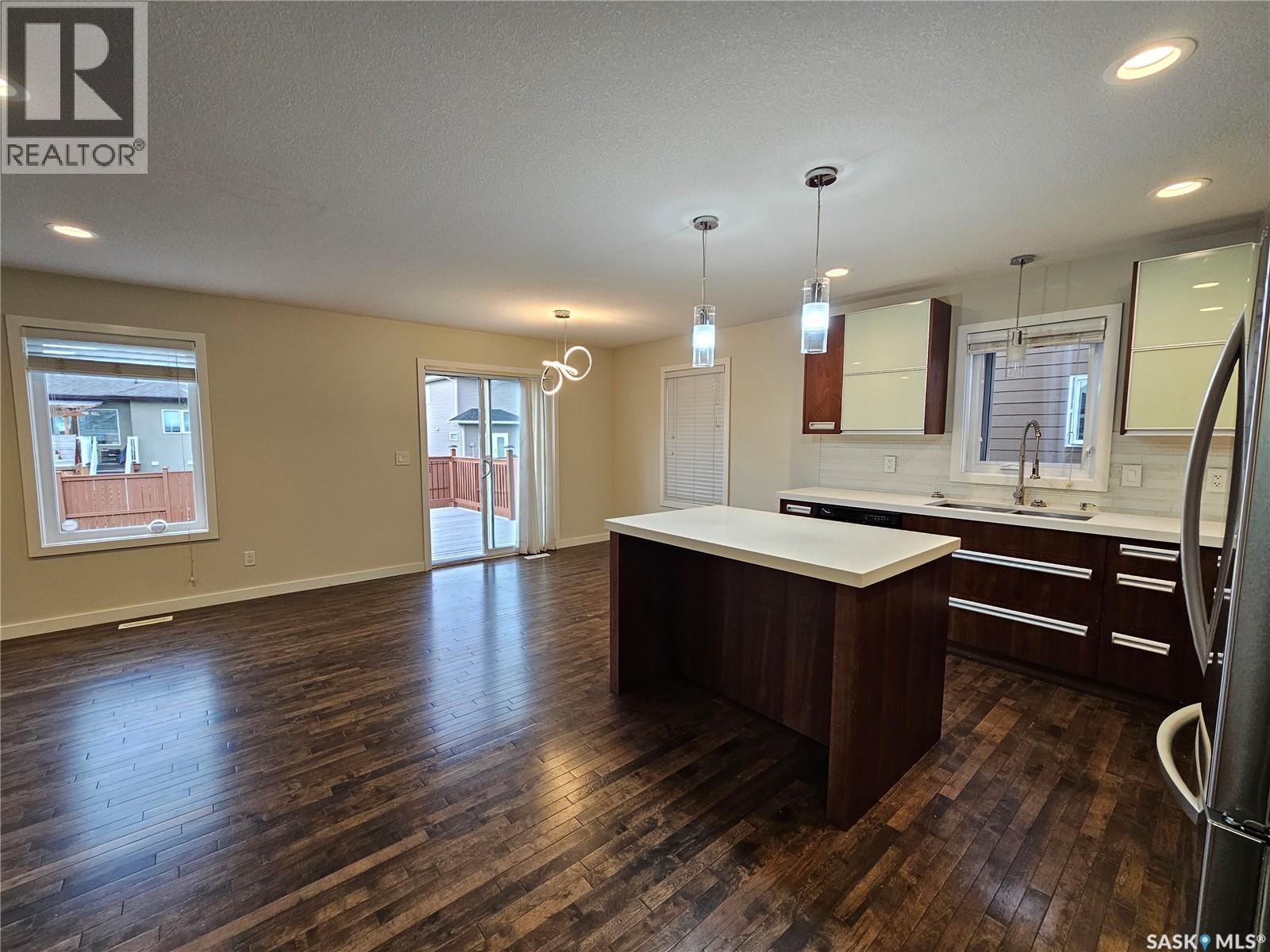 Photo 7 of 439 Pichler Crescent, Saskatoon SK