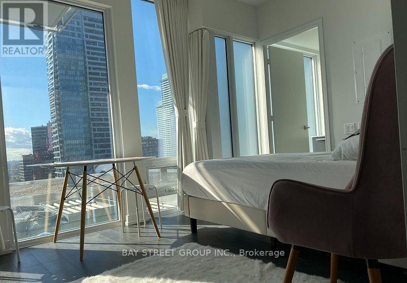 Photo 11 of 2601 28 Wellesley Street E, Toronto ON