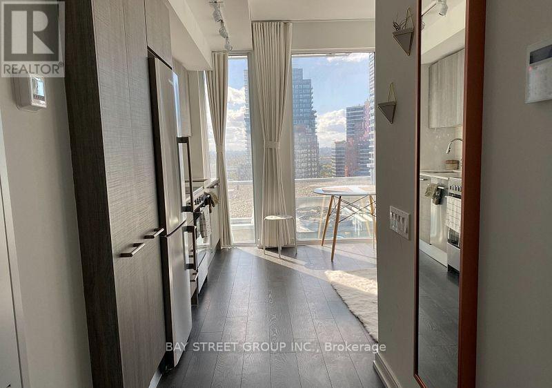 Photo 2 of 2601 28 Wellesley Street E, Toronto ON