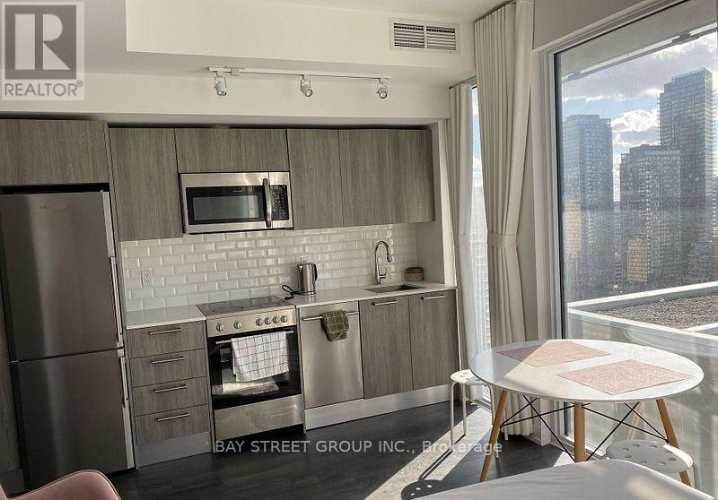 Photo 9 of 2601 28 Wellesley Street E, Toronto ON