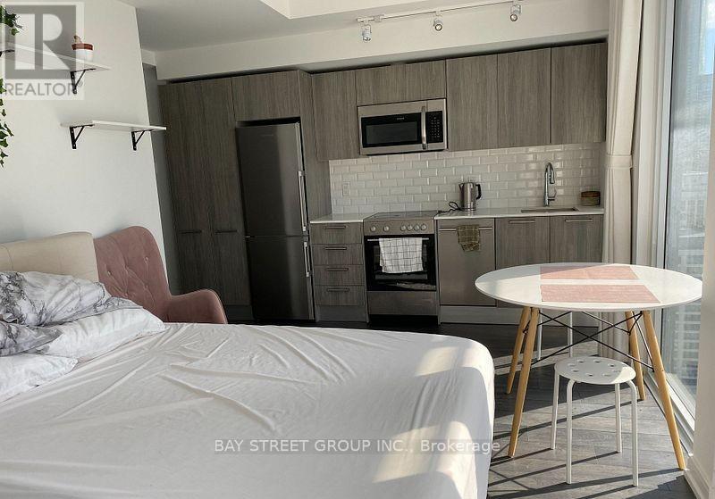 Photo 8 of 2601 28 Wellesley Street E, Toronto ON