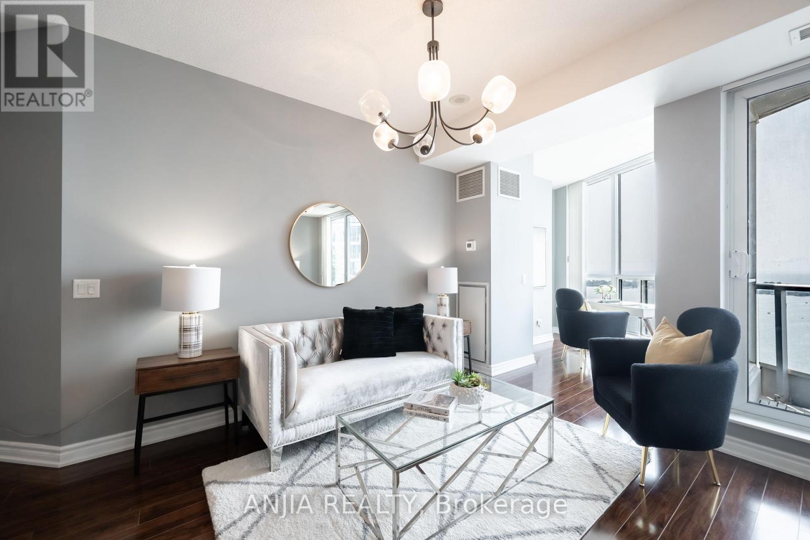 Photo 24 of 3411 8 York Street, Toronto ON