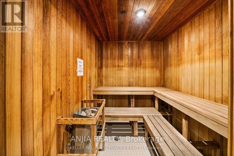 Photo 23 of 3411 8 York Street, Toronto ON