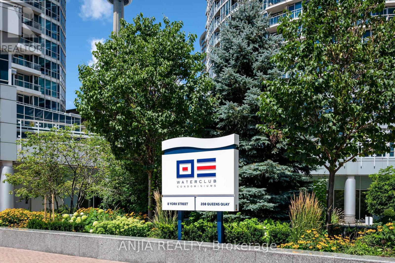 Photo 6 of 3411 8 York Street, Toronto ON