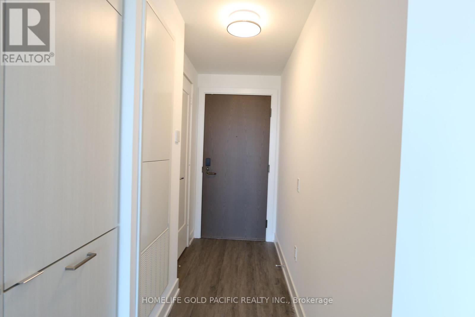 Photo 5 of 2338 20 Inn On The Park Drive, Toronto ON