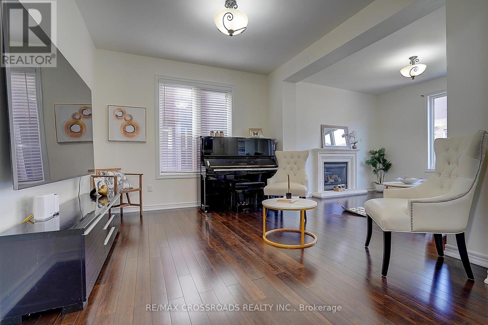 Photo 46 of 106 Milos Road, Richmond Hill ON