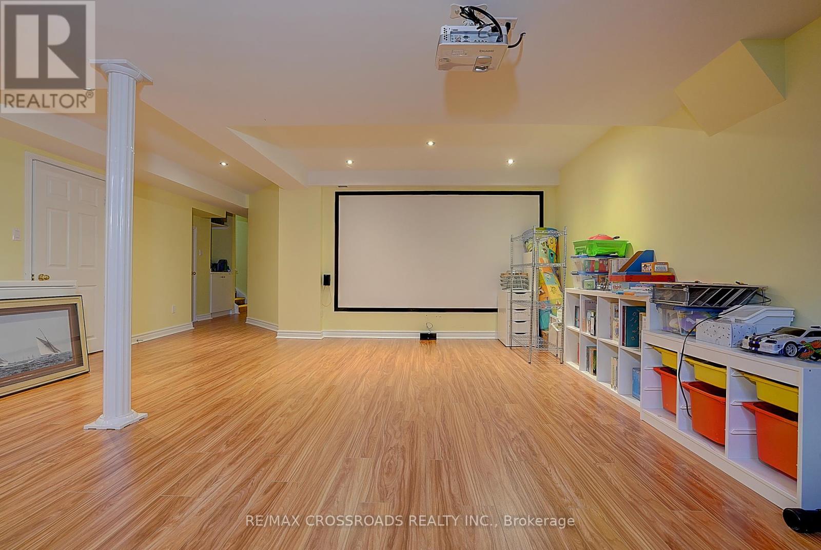 Photo 20 of 106 Milos Road, Richmond Hill ON