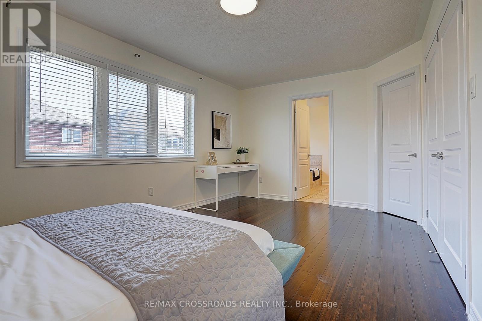 Photo 35 of 106 Milos Road, Richmond Hill ON