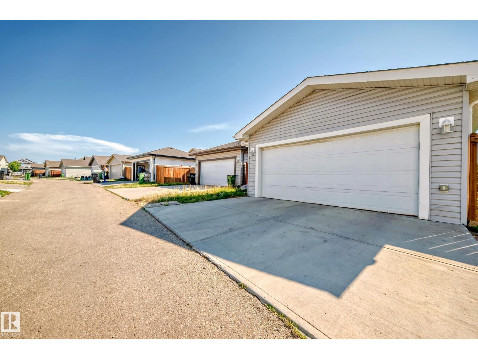 Photo 44 of 2716 11 St Nw Nw, Edmonton AB