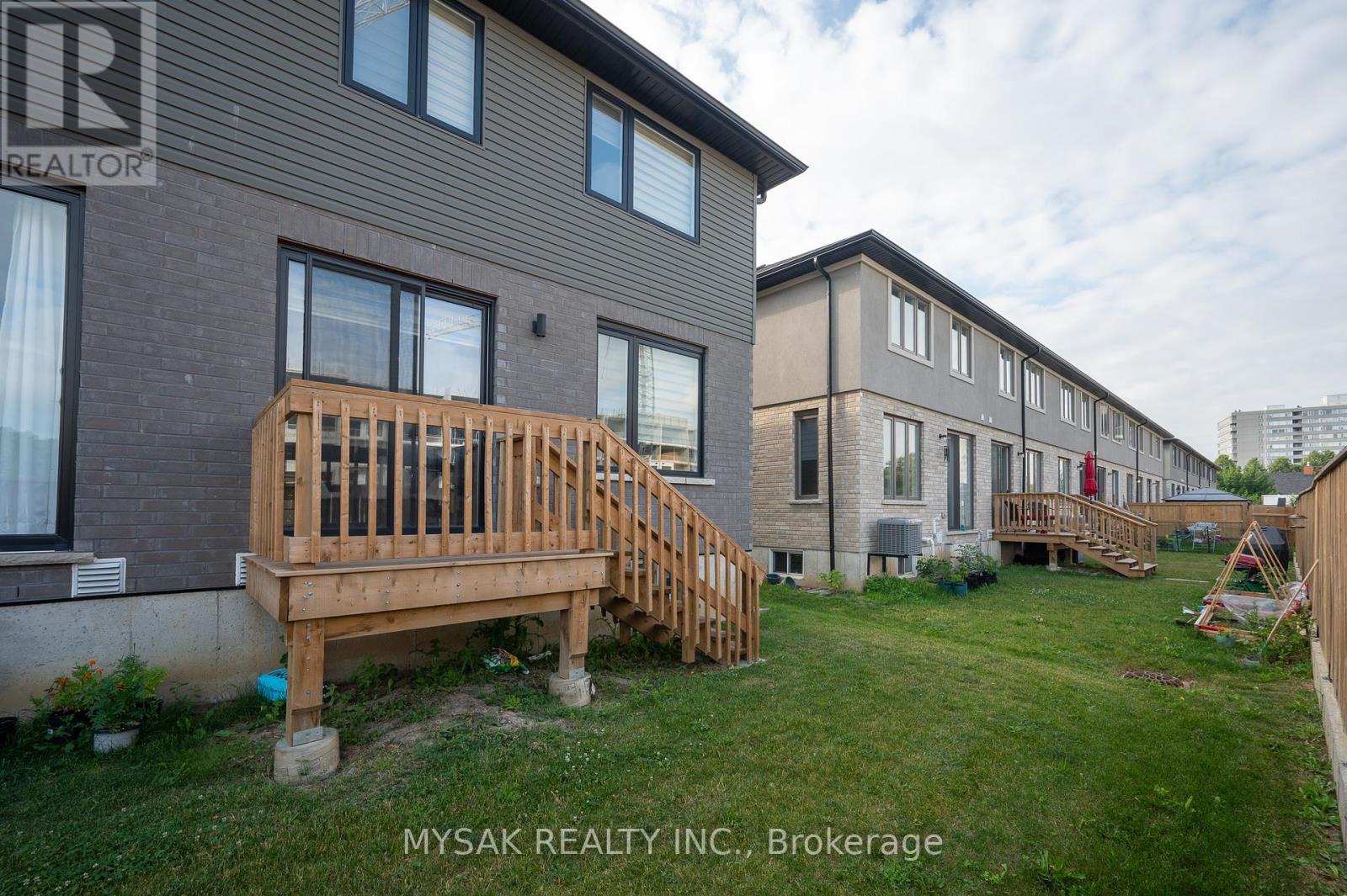 Photo 17 of 13 166 Mount Albion Road, Hamilton ON