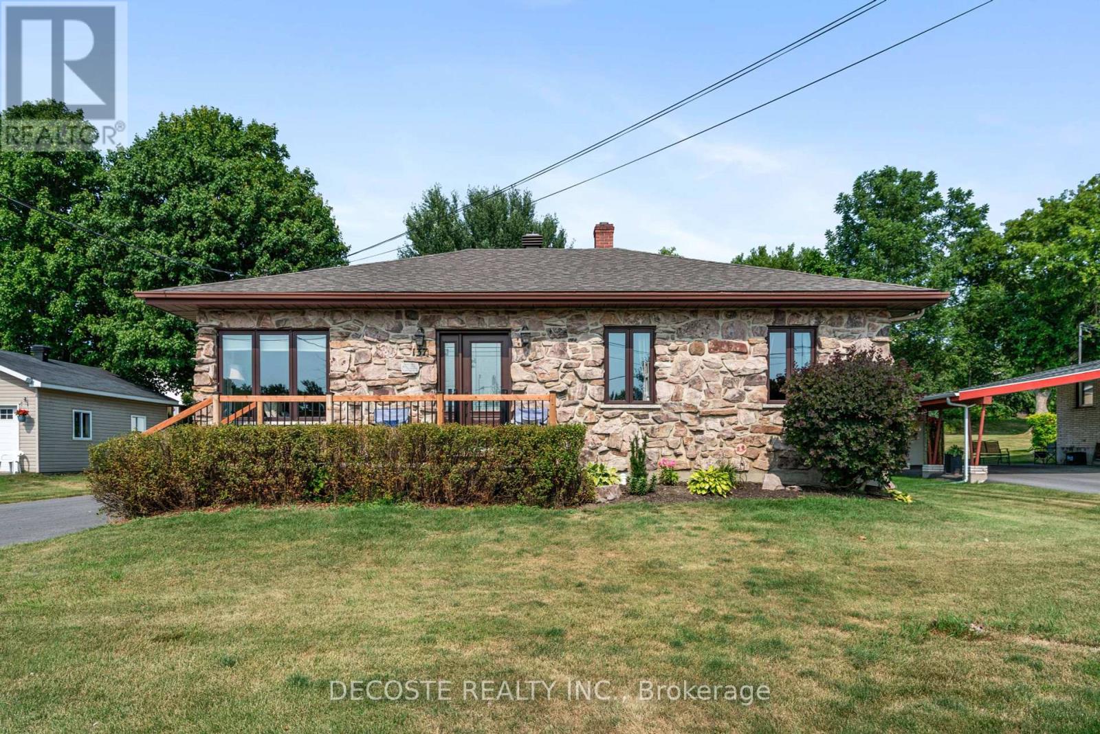 Photo 1 of 137 Park Avenue, North Glengarry ON