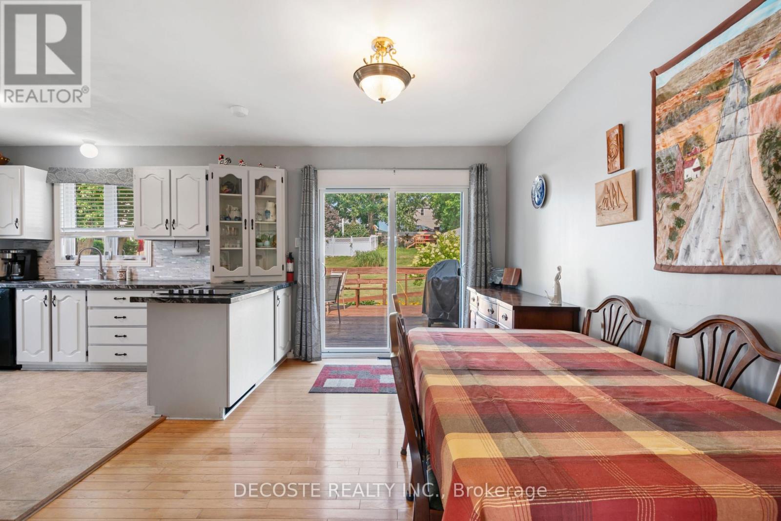 Photo 13 of 137 Park Avenue, North Glengarry ON