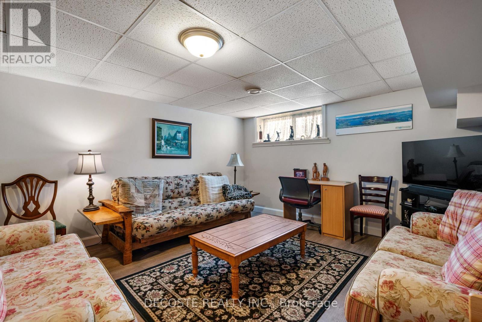 Photo 19 of 137 Park Avenue, North Glengarry ON