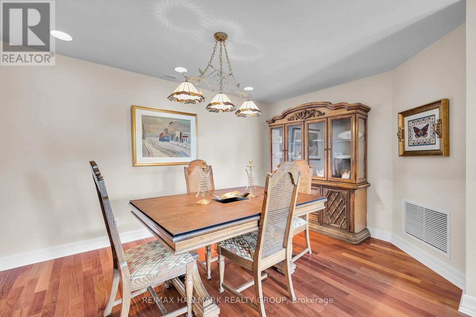 Photo 16 of 304 3580 Rivergate Way, Ottawa ON