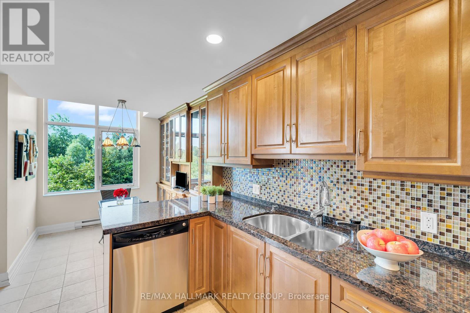 Photo 24 of 304 3580 Rivergate Way, Ottawa ON