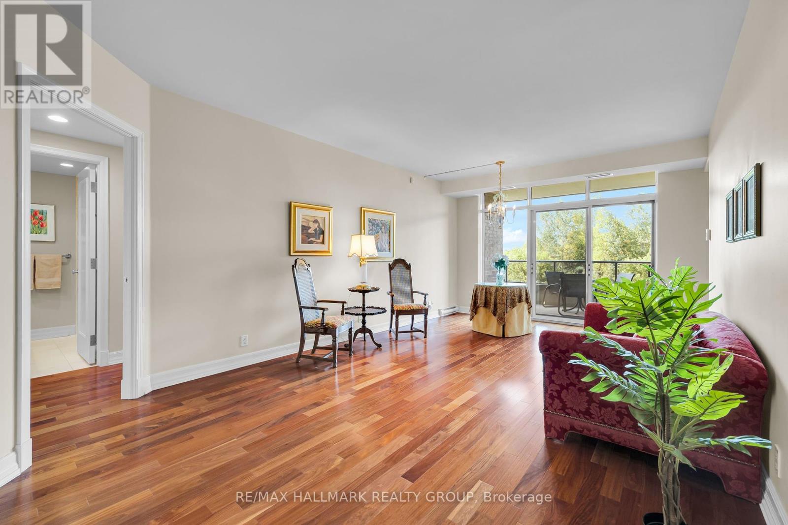 Photo 7 of 304 3580 Rivergate Way, Ottawa ON