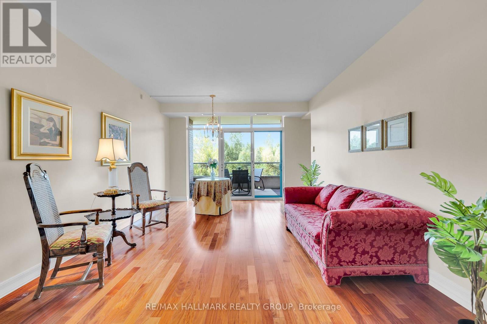 Photo 9 of 304 3580 Rivergate Way, Ottawa ON