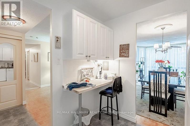 Photo 8 of 711 2871 Richmond Road, Ottawa ON