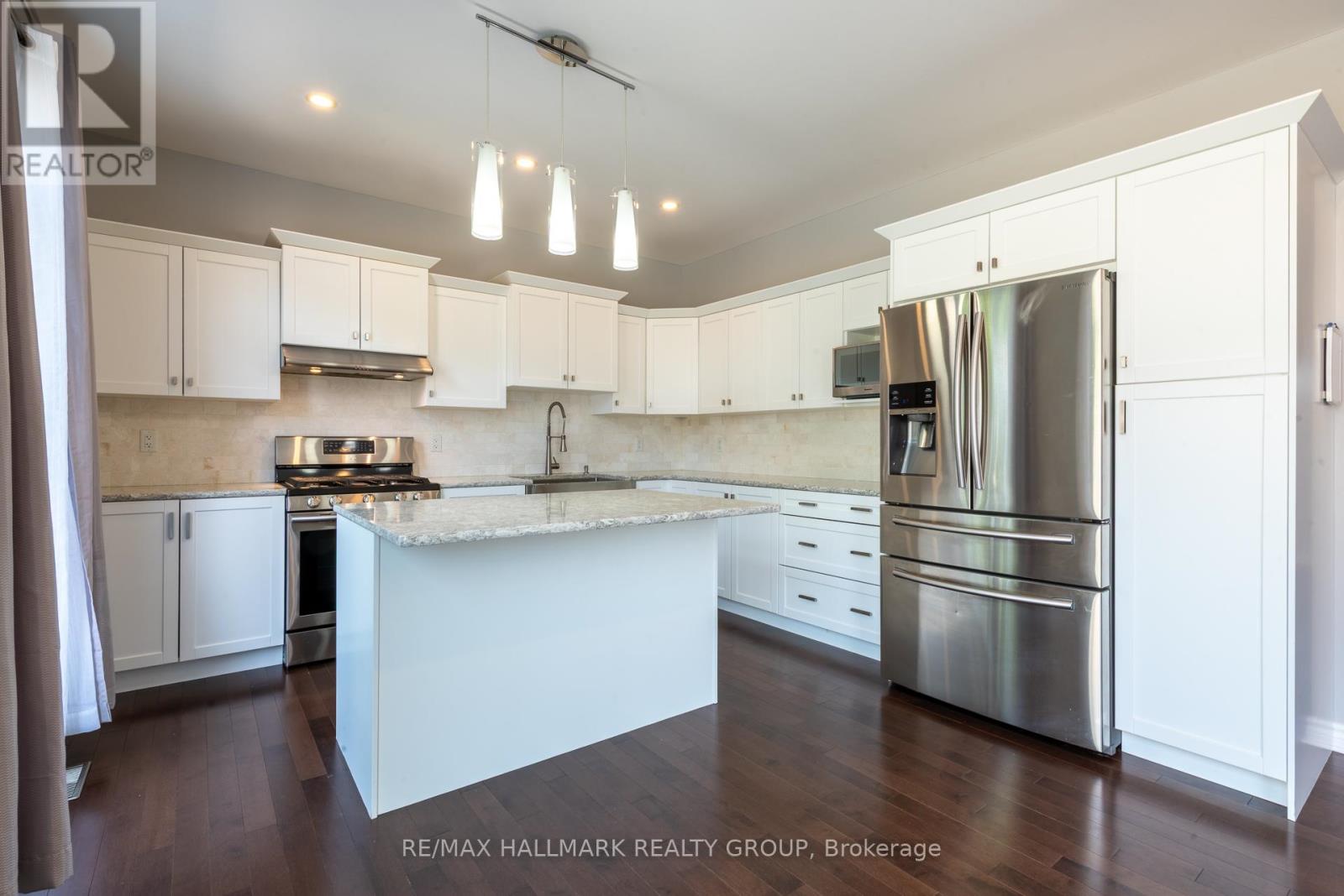 Photo 39 of 217 Fountainhead Drive, Ottawa ON
