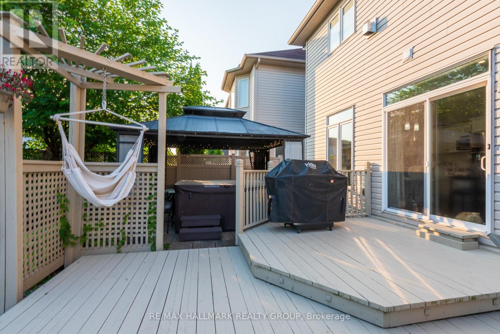 Photo 36 of 217 Fountainhead Drive, Ottawa ON