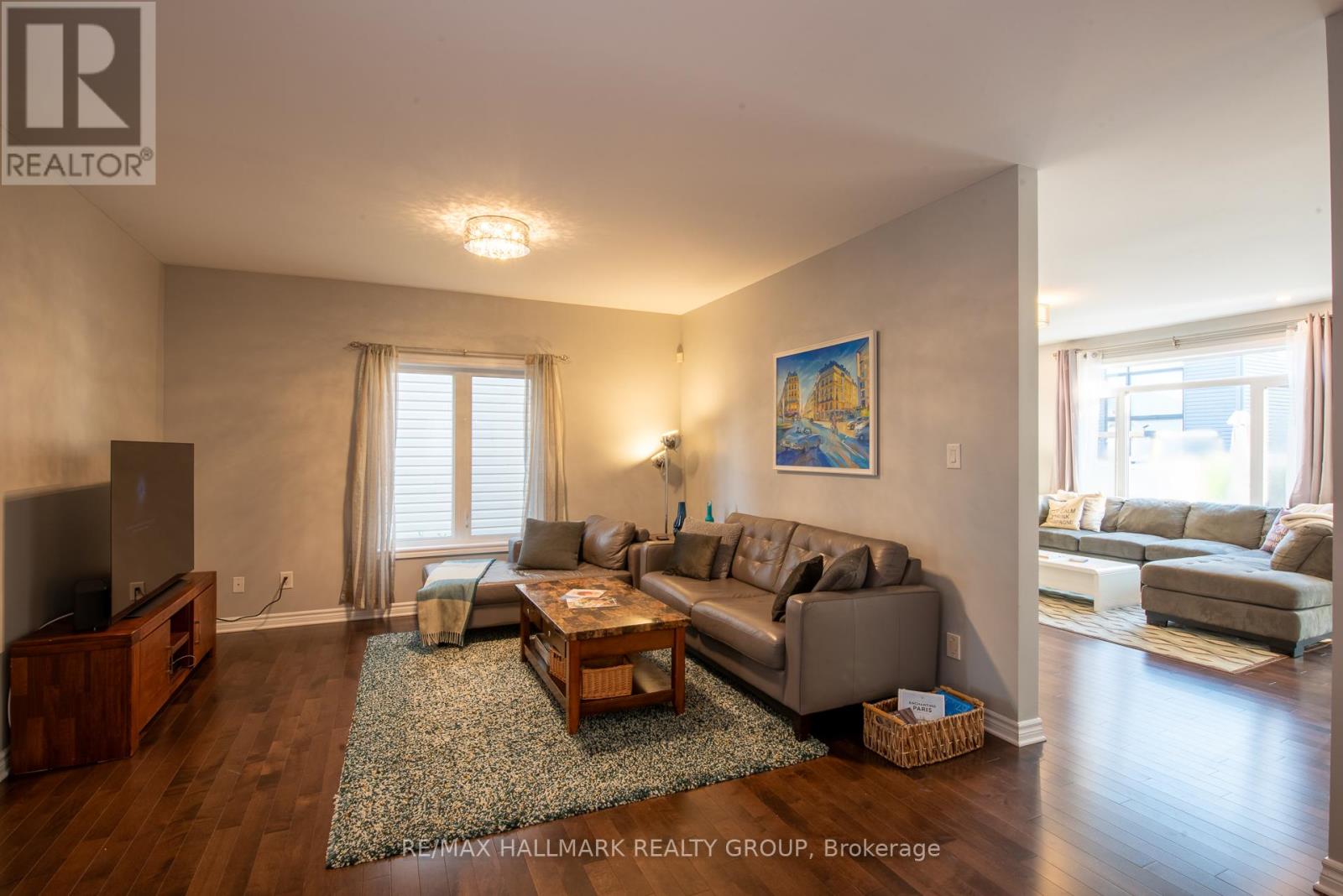 Photo 14 of 217 Fountainhead Drive, Ottawa ON