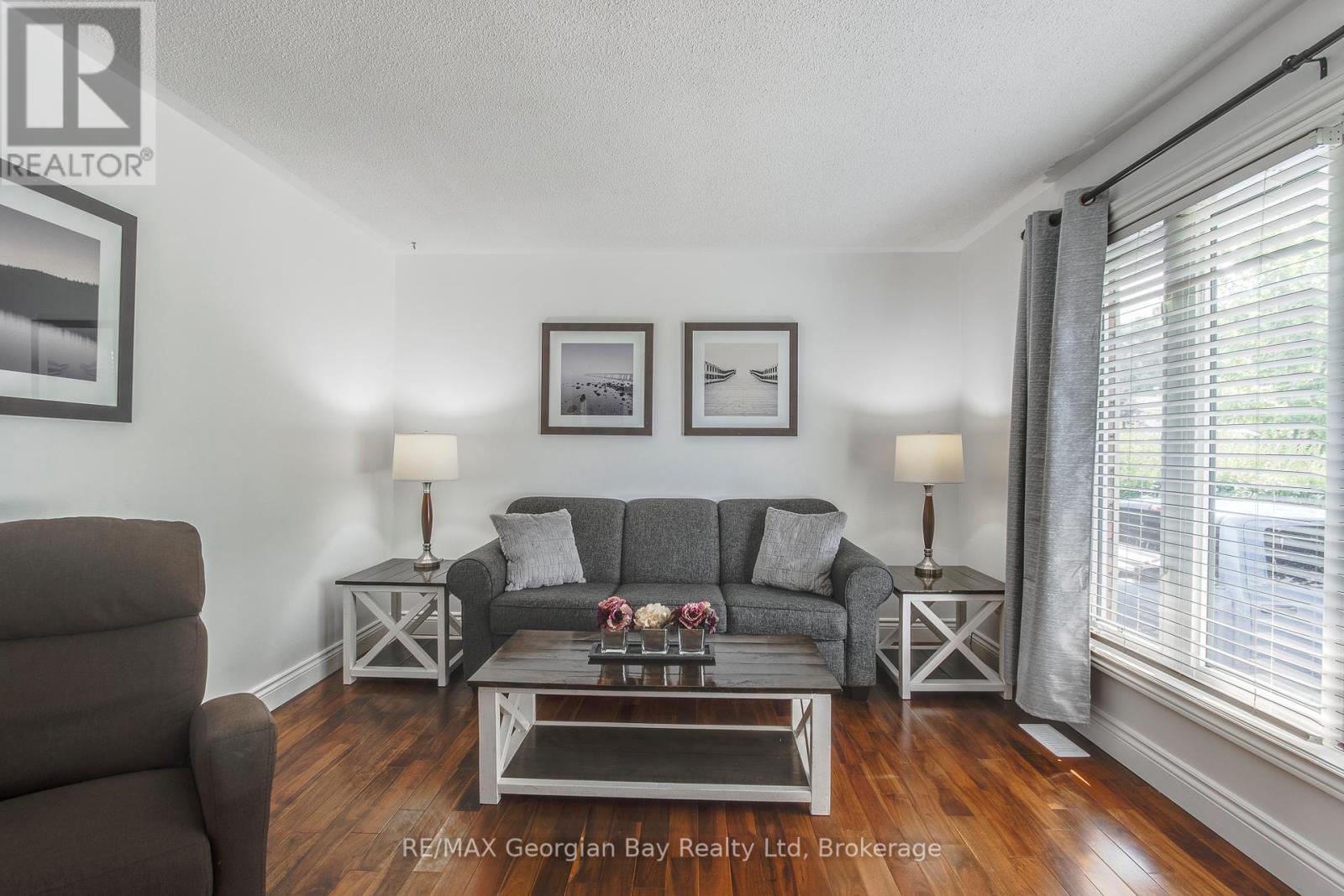 Photo 25 of 32 Kerr Drive, Penetanguishene ON