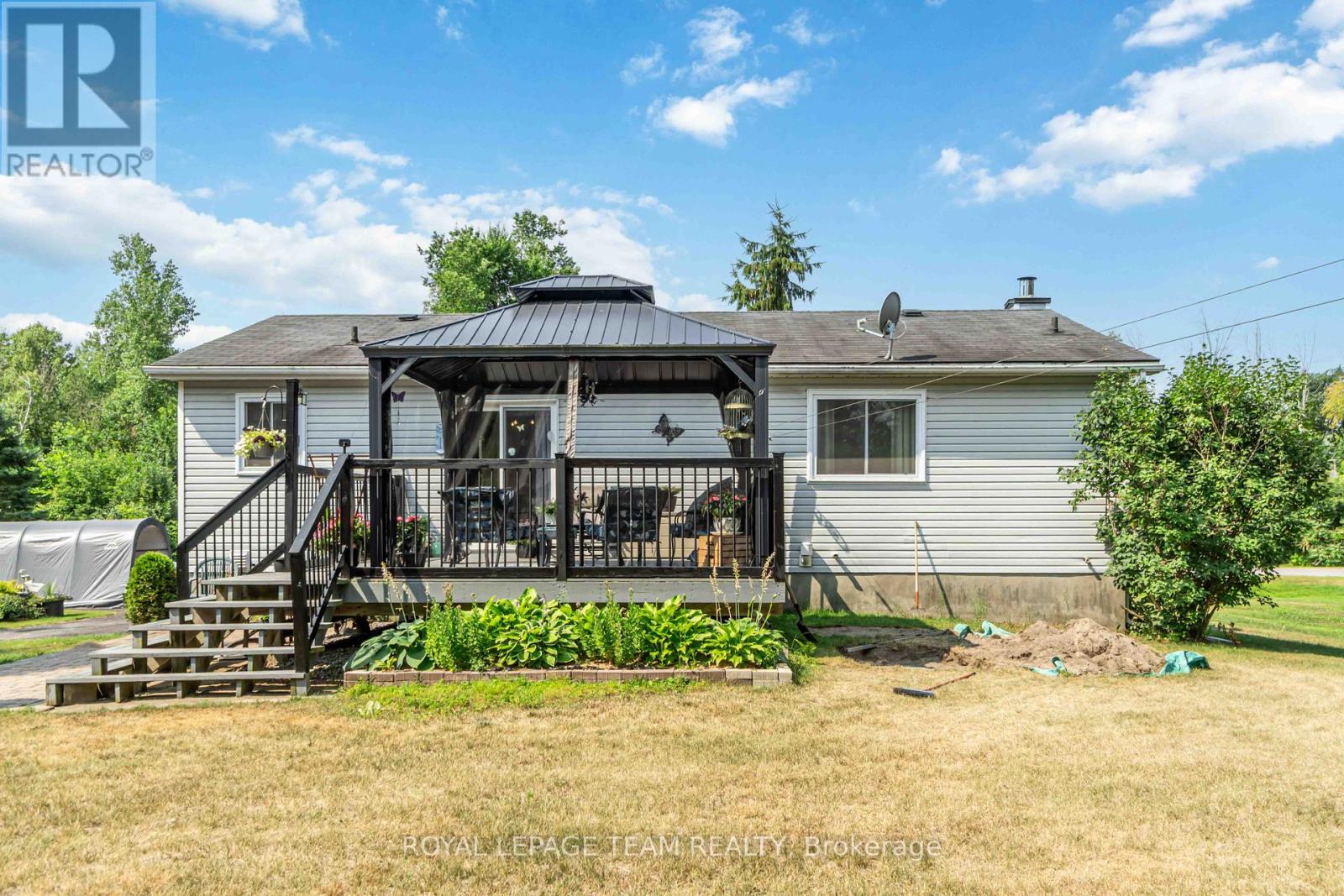 Photo 31 of 14 Mountain Ash Drive, North Grenville ON