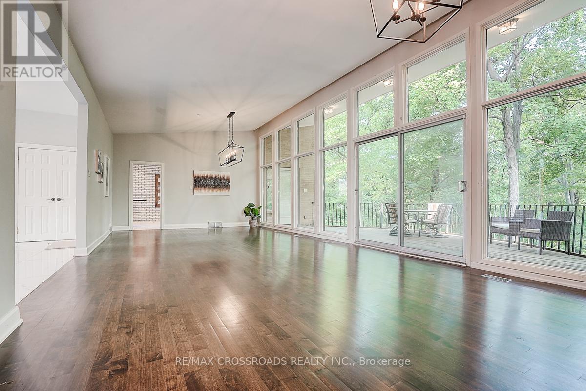 Photo 28 of 53 Forest Grove Main Floor Drive, Toronto ON