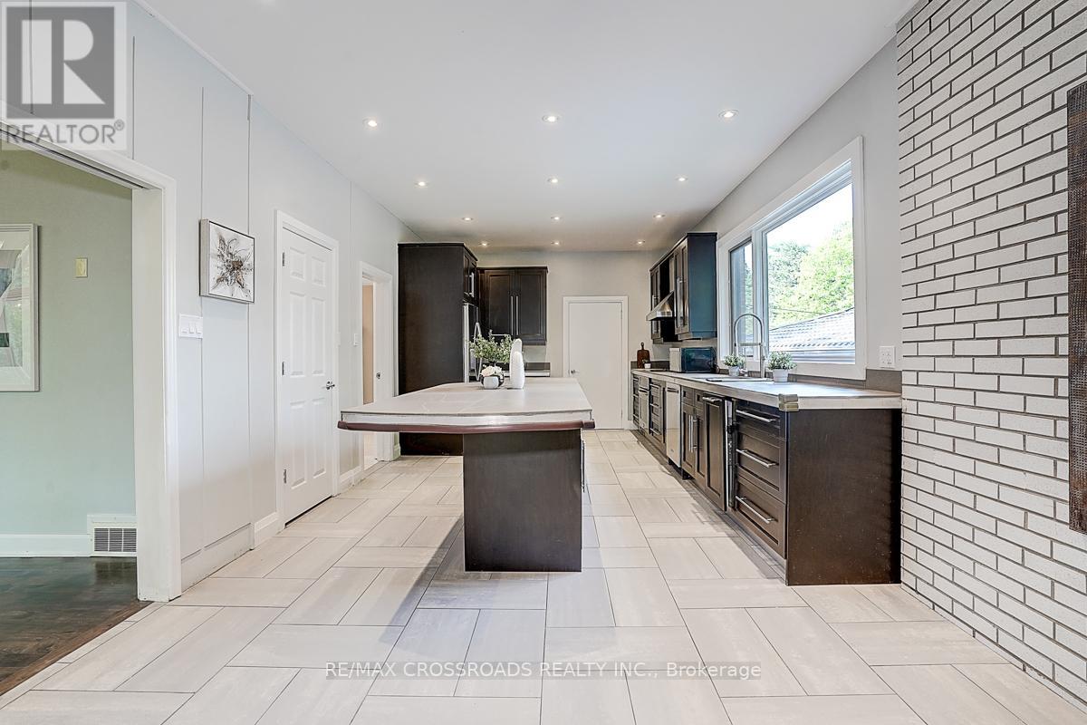 Photo 20 of 53 Forest Grove Main Floor Drive, Toronto ON