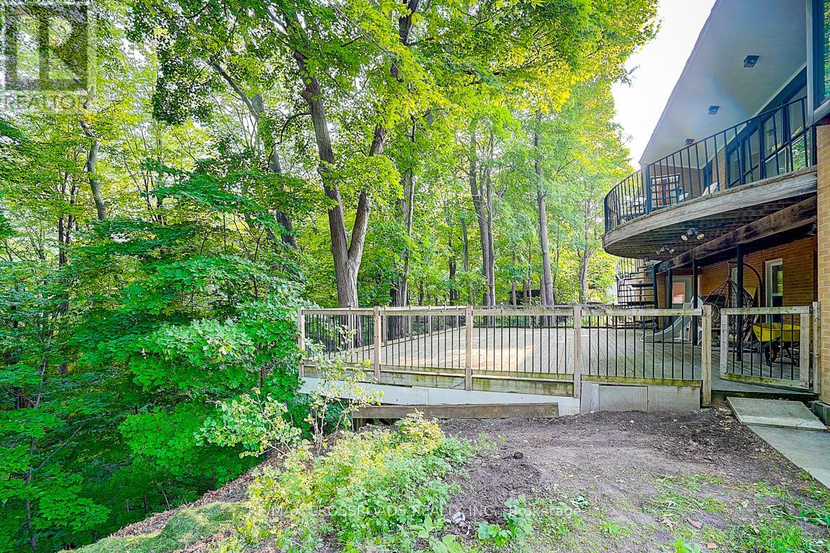 Photo 5 of 53 Forest Grove Main Floor Drive, Toronto ON