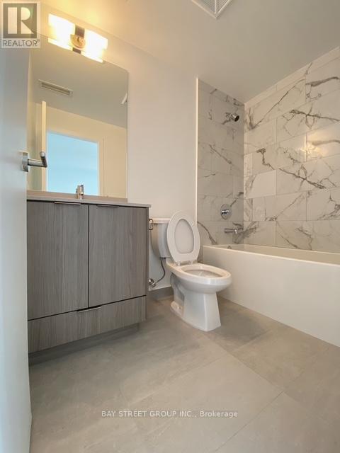 Photo 2 of 2304 38 Forest Manor Road, Toronto ON