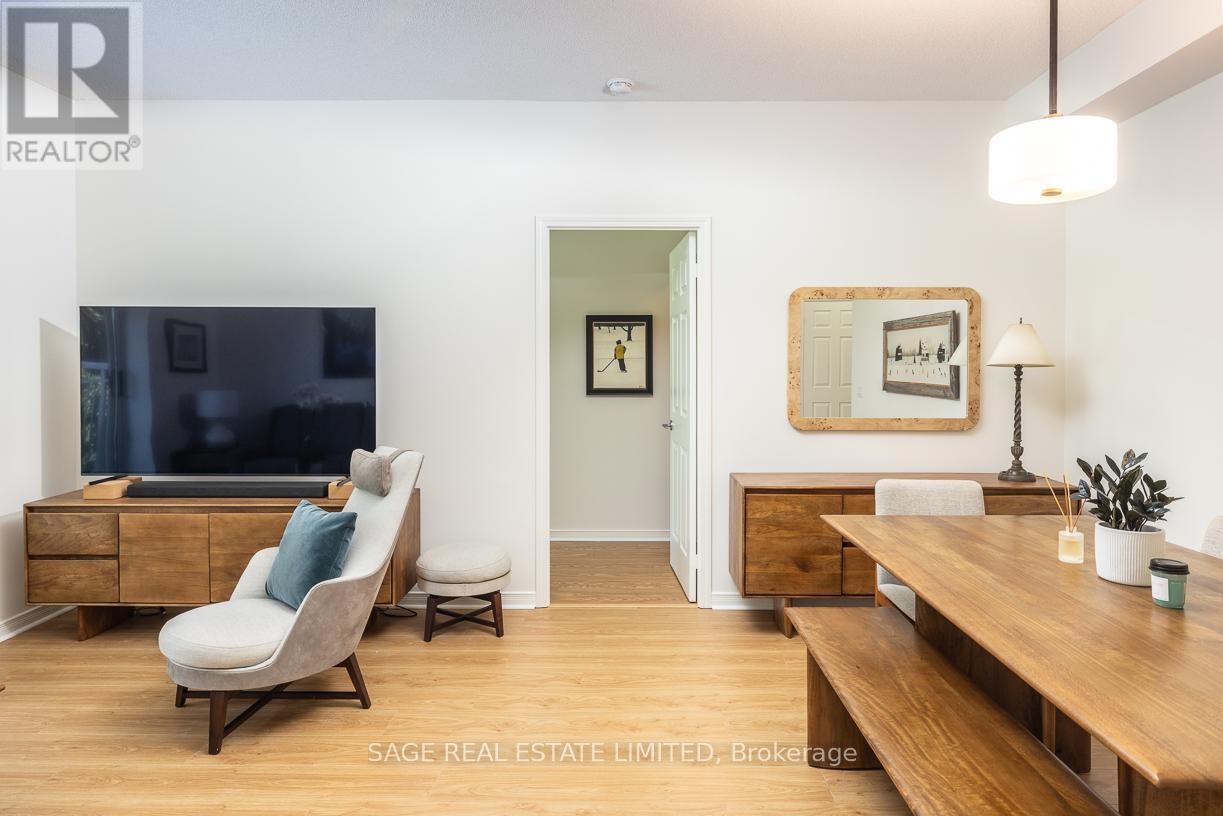 Photo 10 of 212 485 Rosewell Avenue, Toronto ON