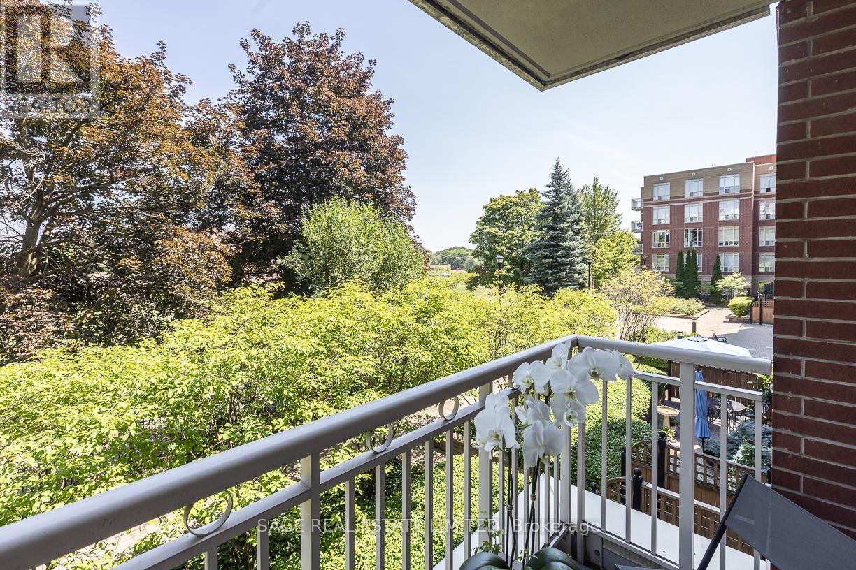 Photo 21 of 212 485 Rosewell Avenue, Toronto ON