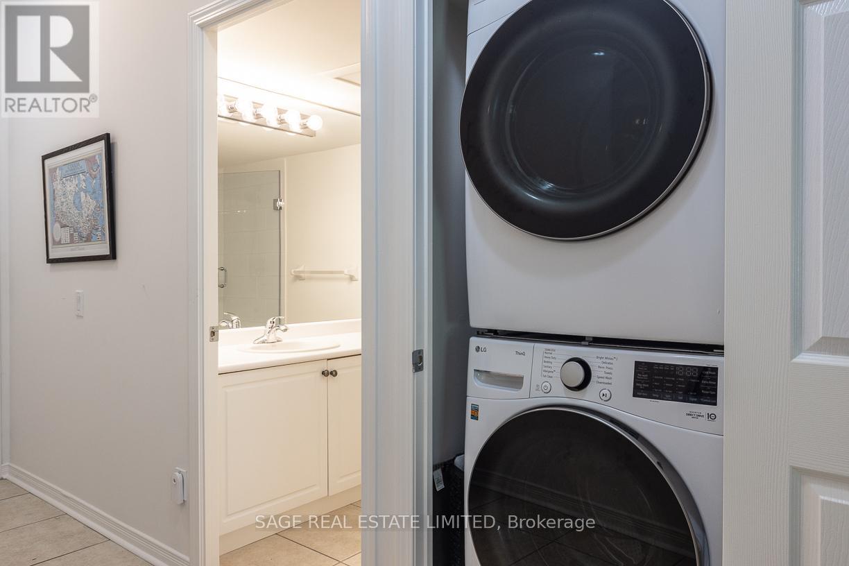 Photo 22 of 212 485 Rosewell Avenue, Toronto ON